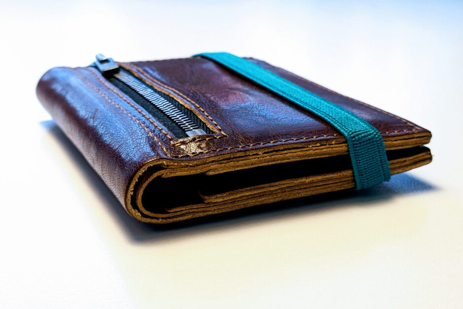 Zipper, Cards & Coins – Gazur Wallets