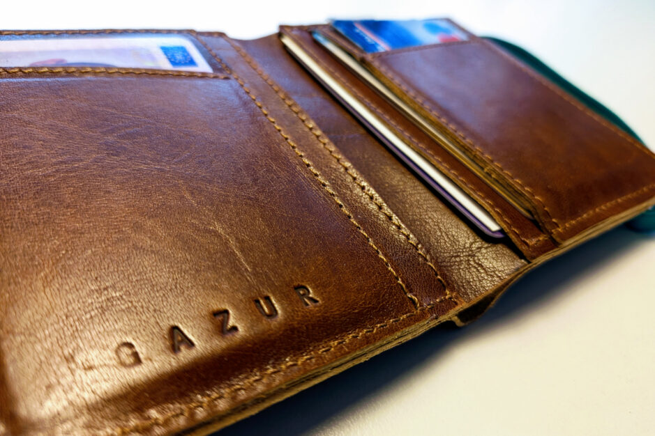 Zipper, Cards & Coins – Gazur Wallets